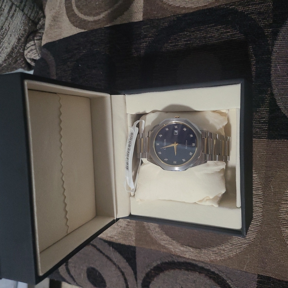 Citizen watch